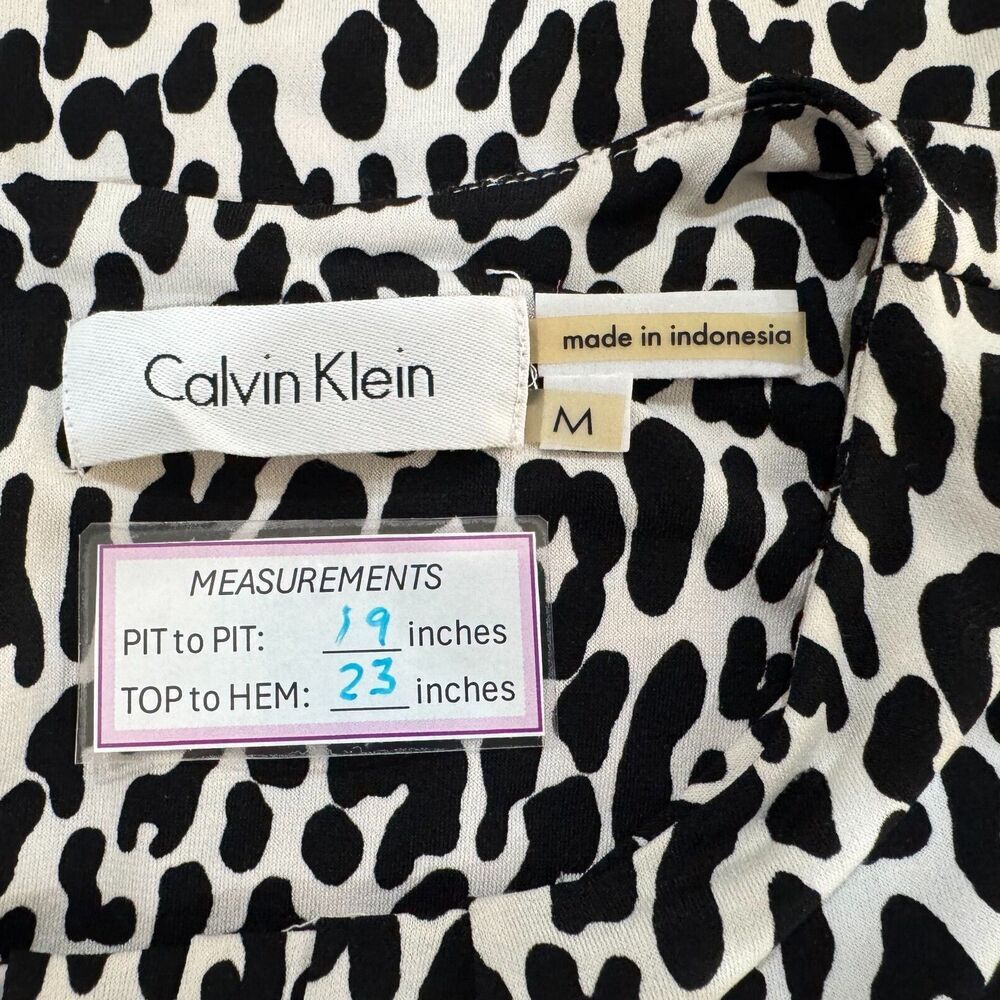 Calvin Klein Top Sz M Stretch Animal Print Pleated Front Crew Neck Sleeveless