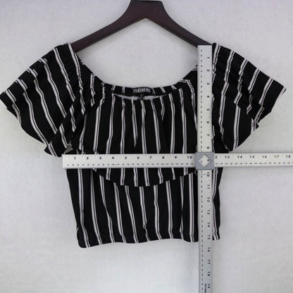Feathers Ladies Crop Top Sz L Striped Black White Ruffled Sleeves