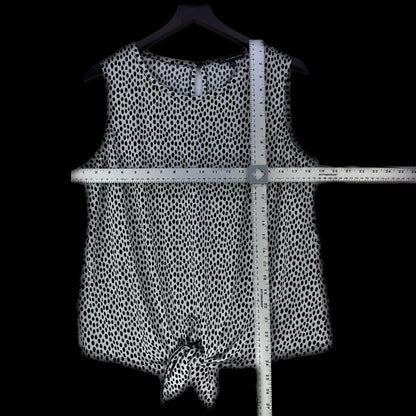 Adrianna Papell Top Women Sz Medium Knotted front Short sleeve black white dots