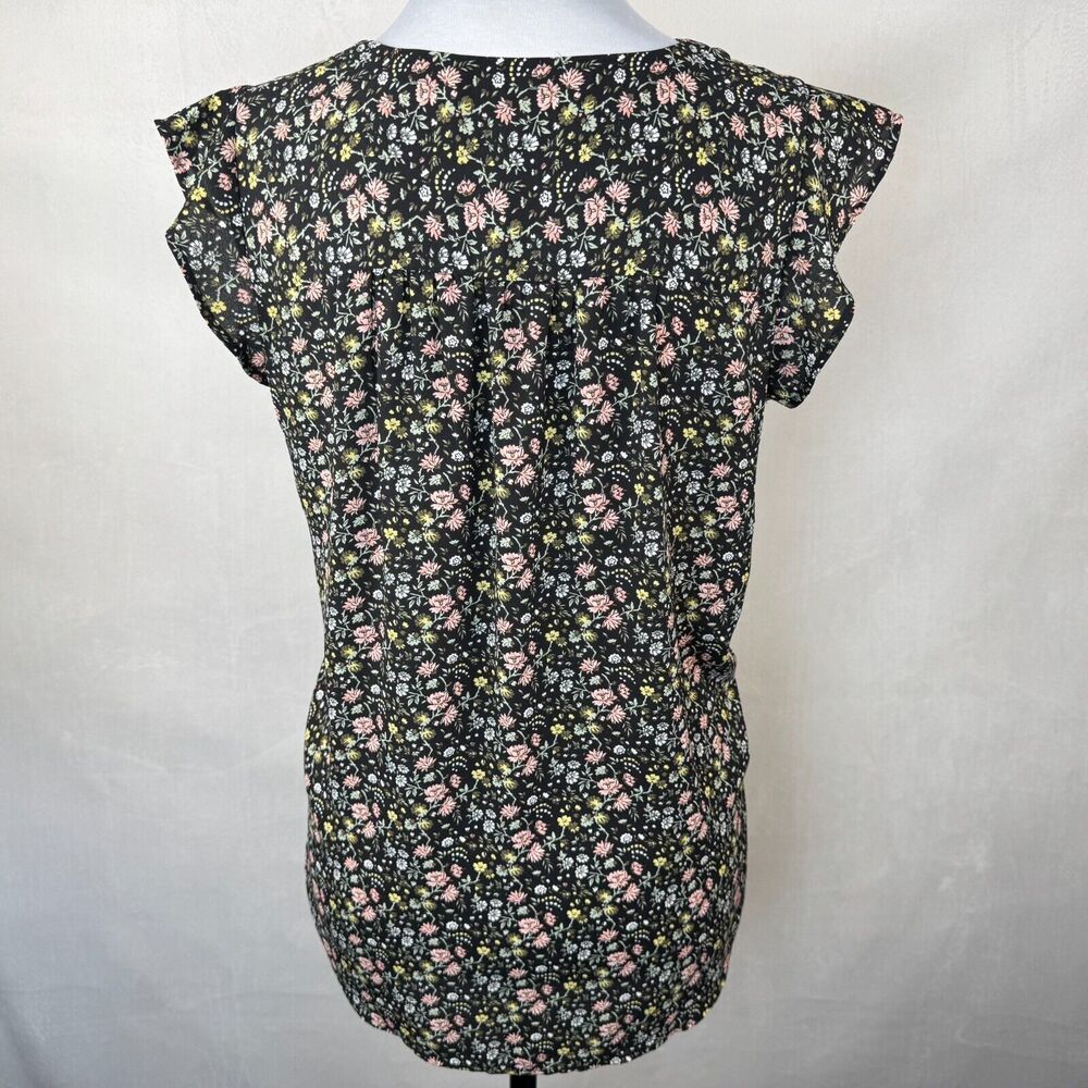 LOFT Top Sz XS Black Blouse Multicolor Floral Print VNeck Ruffle Cap Sleeve