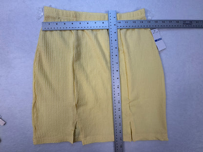 Ultra Flirt Two Piece Set Juniors Size M in Yellow Short Sleeves Button Down NWT