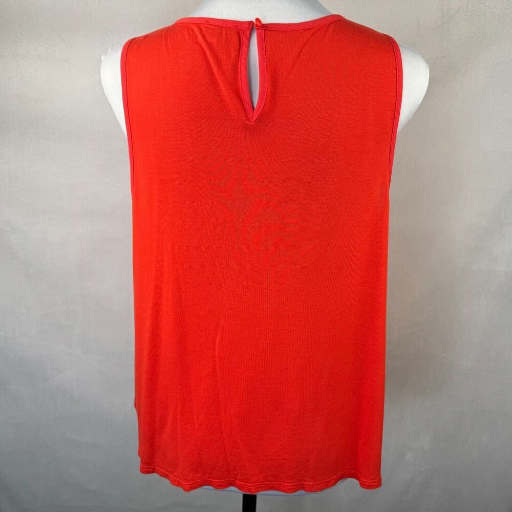 Elle Women Blouse Sz M Round Neck Front Pleated Sleeveless Keyhole Closure