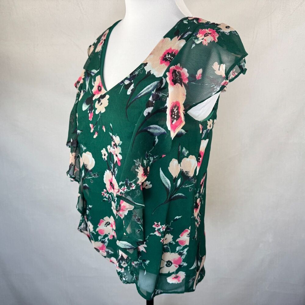 BWear Women Top Sz S Lined VNeck Front Ruffle Sleeveless Green Floral Multicolor