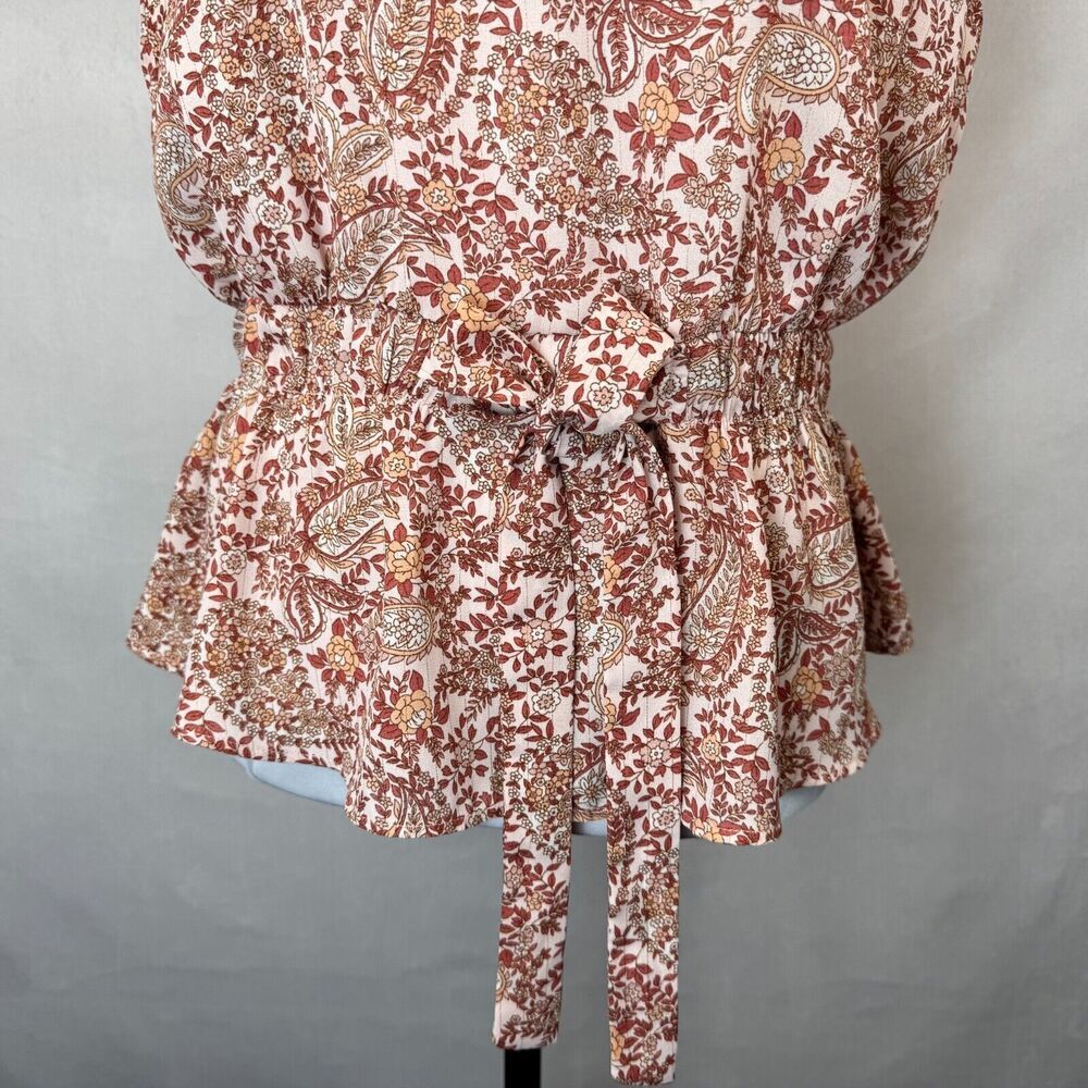 Alice Blue Women Sz M Floral Top Ruffle Crew Neck Cap Sleeves Elastic Waist