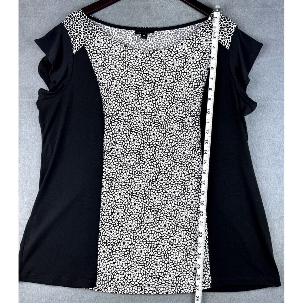Worthington Women Black and White print Short Sleeve Top - Size 1X
