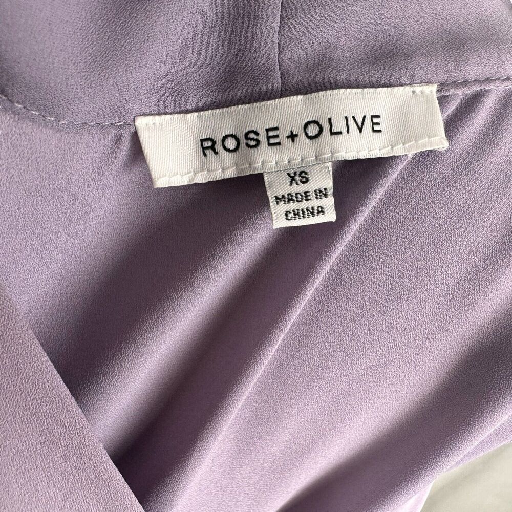 Rose + Olive Blouse Sz XS Lavender Sleeveless V-Neck pleated front