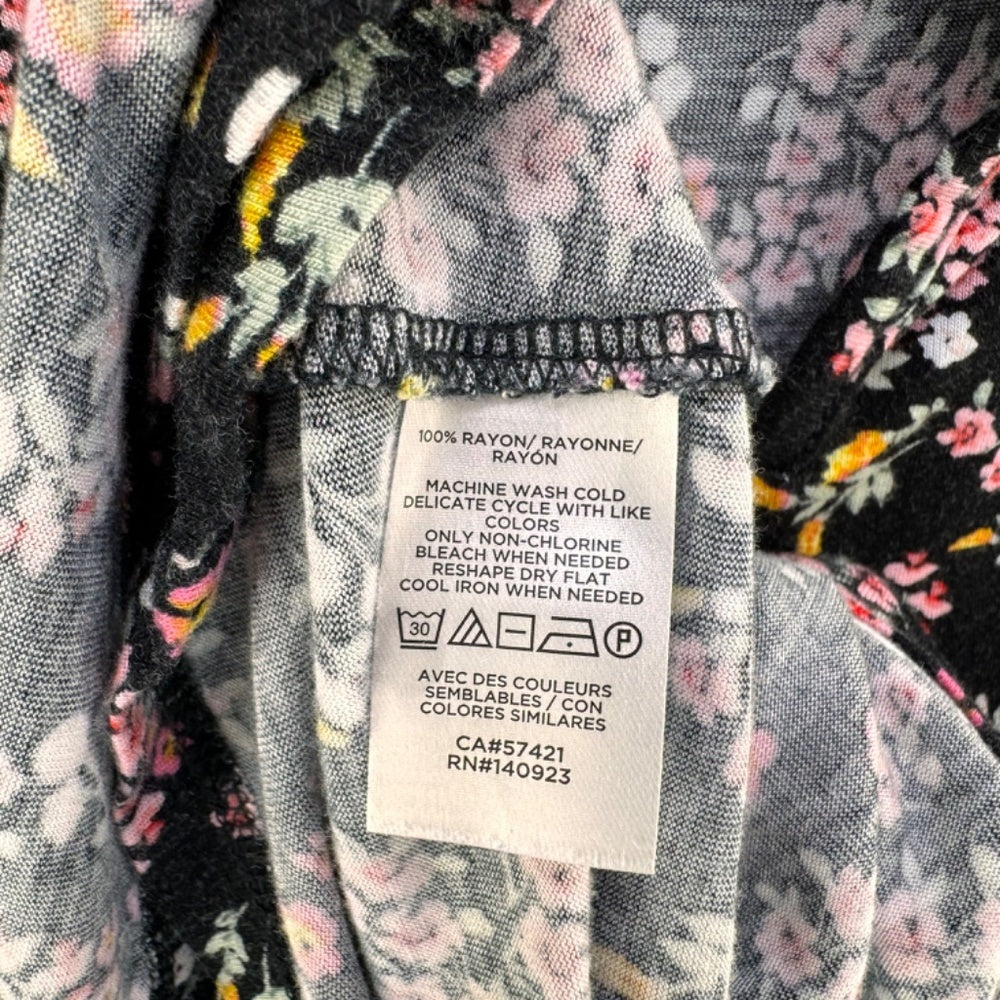 Loft Tank Top Sz M Black multicolor flowers back keyhole gold button
