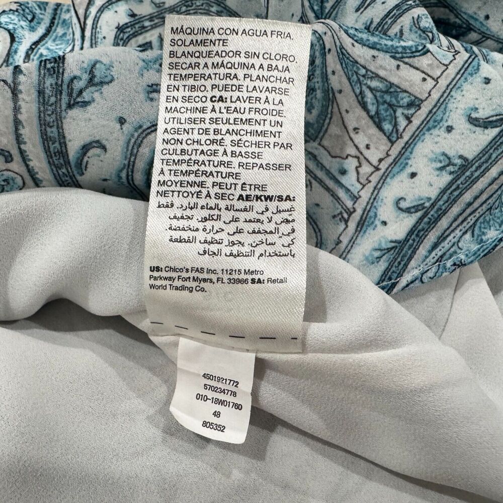 White House Black Market Blouse Sz S Blue Paisley Ruched shoulder Long Sleeve