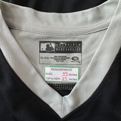 SF Giants Men Top Sz XL V-Neck Black S/S Shirt MLB Genuine Merchandise True Fan