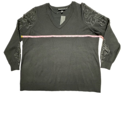 Lane Bryant Women's Size 18/20 Black Lace Appliqué V-Neck Pullover Lightweight Knit Sweater