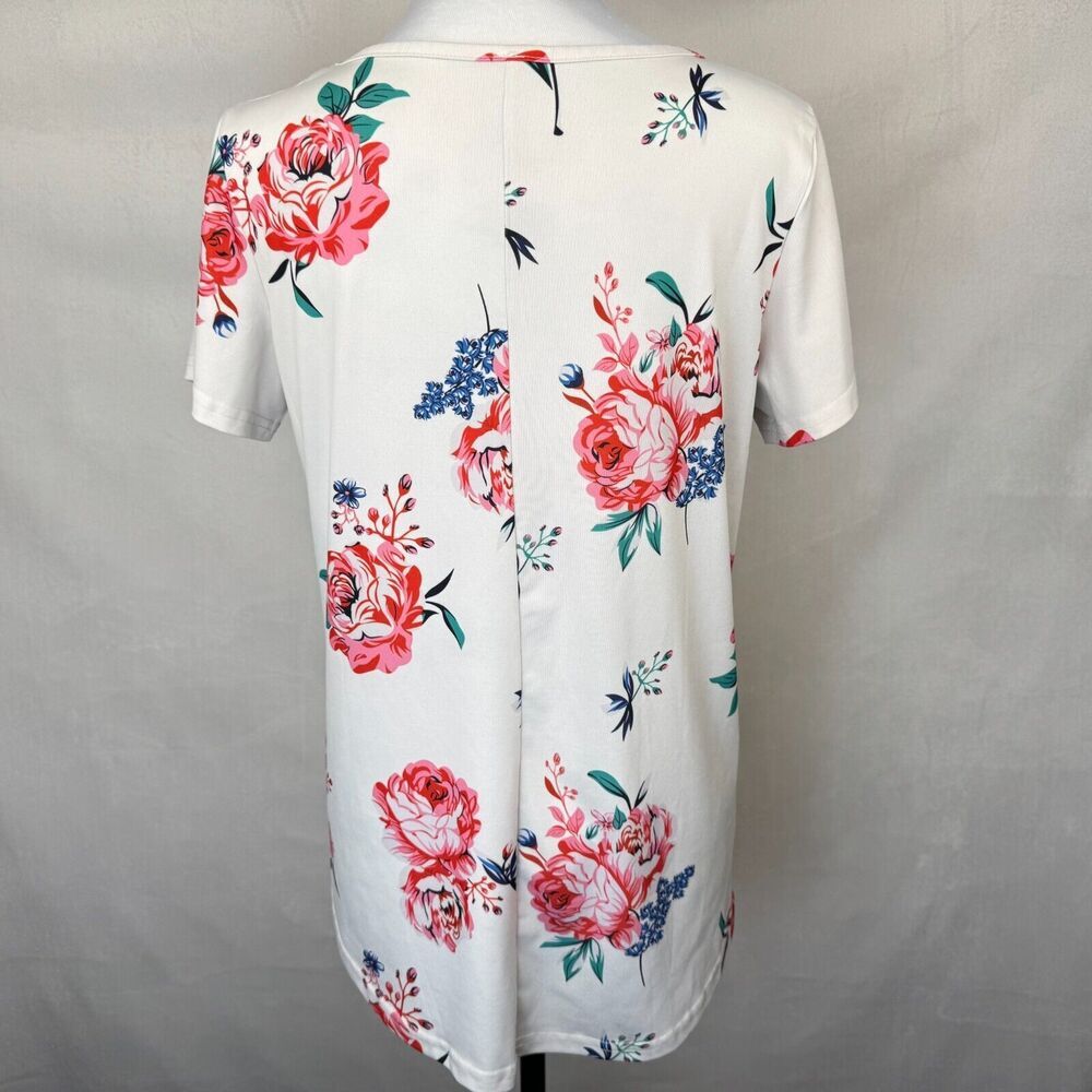 Tickled Women Sz L Dusty White Floral Tunic Short Sleeve Strappy Front Neckline
