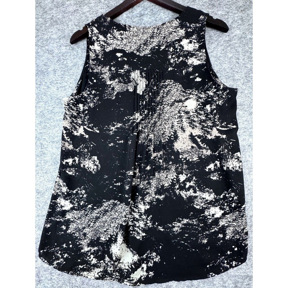 T Tahari Top Sz S Black Top with Marbled Print Sleeveless V-neck