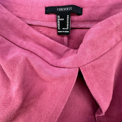 Forever 21 Skort Dark Pink Suede Feel Side Zip Up Skirt Front Shorts back Size M