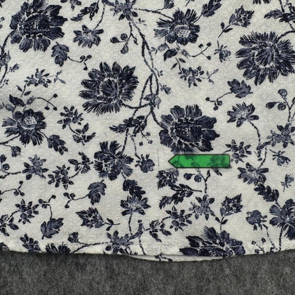Angels Top Sz S White Navy Blue Floral Round Neck Flutter Sleeve Crochet Trim