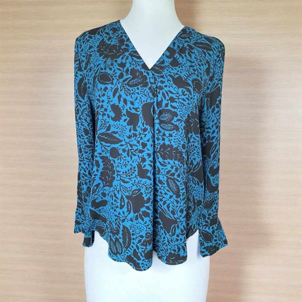 Ann Taylor Top Sz XS Blue Floral Print Stretch V Neck Pleat Long Cuffed Sleeve