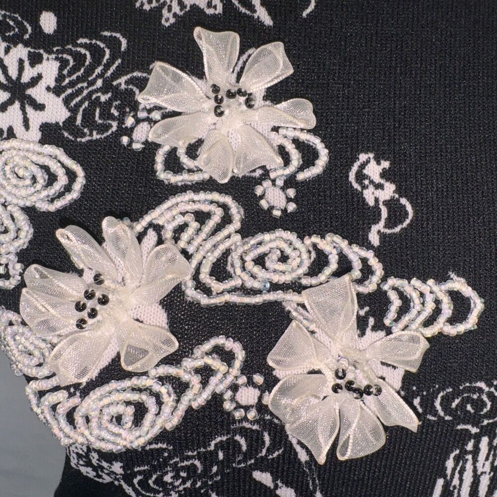 Alberto Makali Knit Top Sz M attached flowers with some Beads scoop neck
