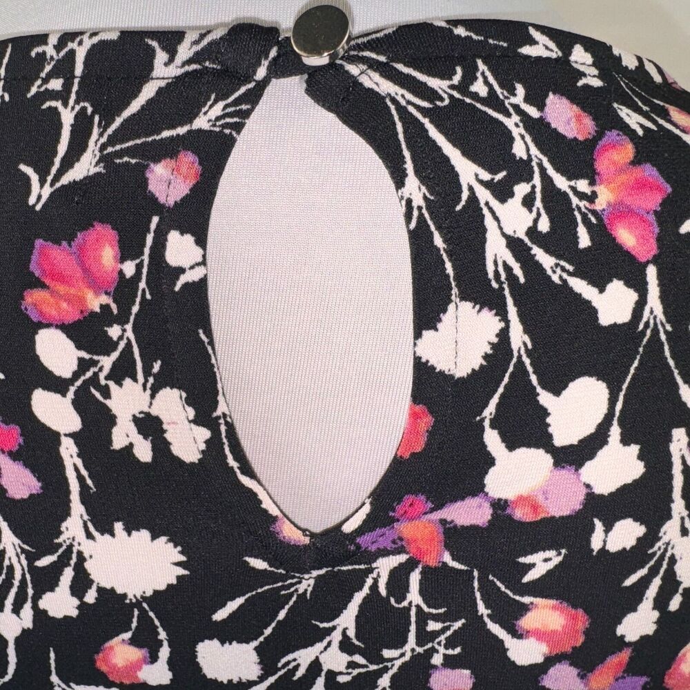 Liz Claiborne Career Top Sz S Floral boat neck cap sleeves back Keyhole