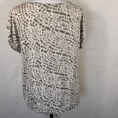 Loft Ladies Tee Sz L  Beige print Boat neckline, cap sleeves, waist banded