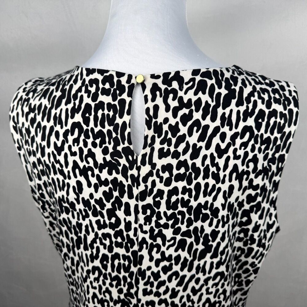 Calvin Klein Top Sz M Stretch Animal Print Pleated Front Crew Neck Sleeveless