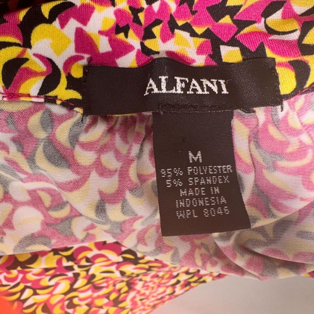 ALFANI Sz M Pink Yellow Black White Scoop neckline front pleat flutter sleeve