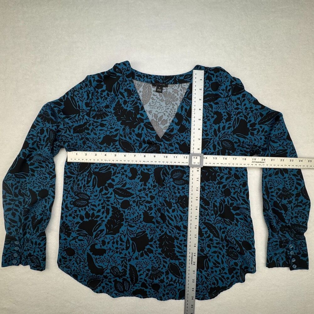 Ann Taylor Top Sz XS Blue Floral Print Stretch V Neck Pleat Long Cuffed Sleeve