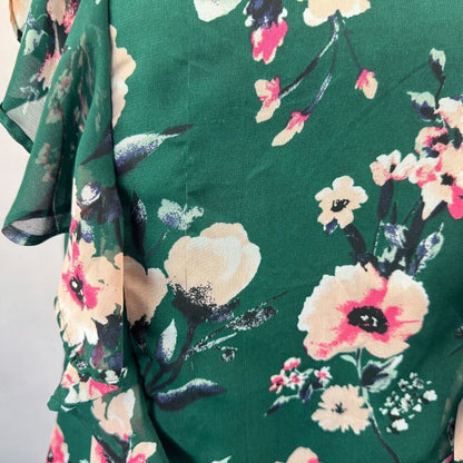 BWear Women Top Sz S Lined VNeck Front Ruffle Sleeveless Green Floral Multicolor