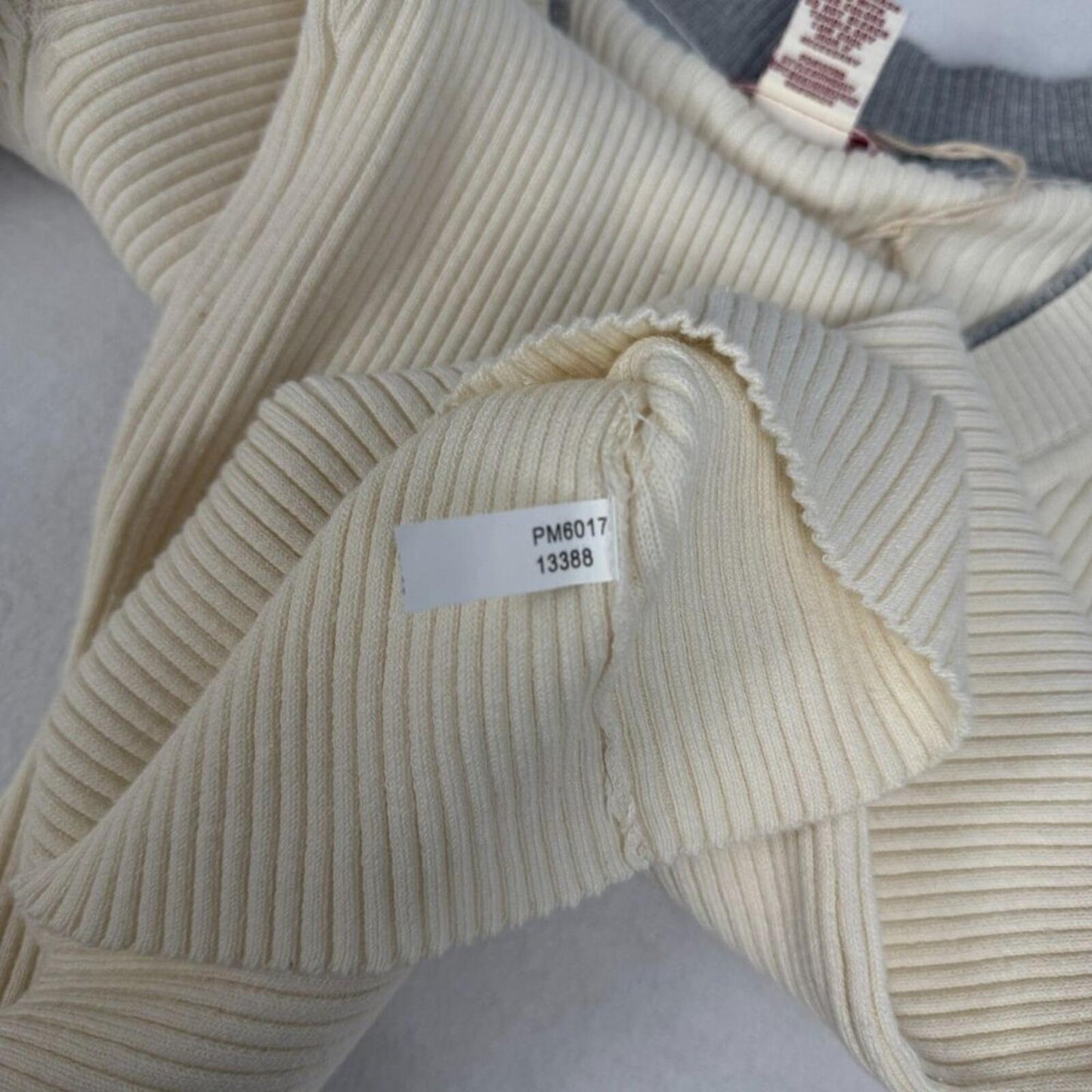 U.S. Polo Assn Women Medium Ribbed V Neck Sweater Cream Long Sleeve NWT