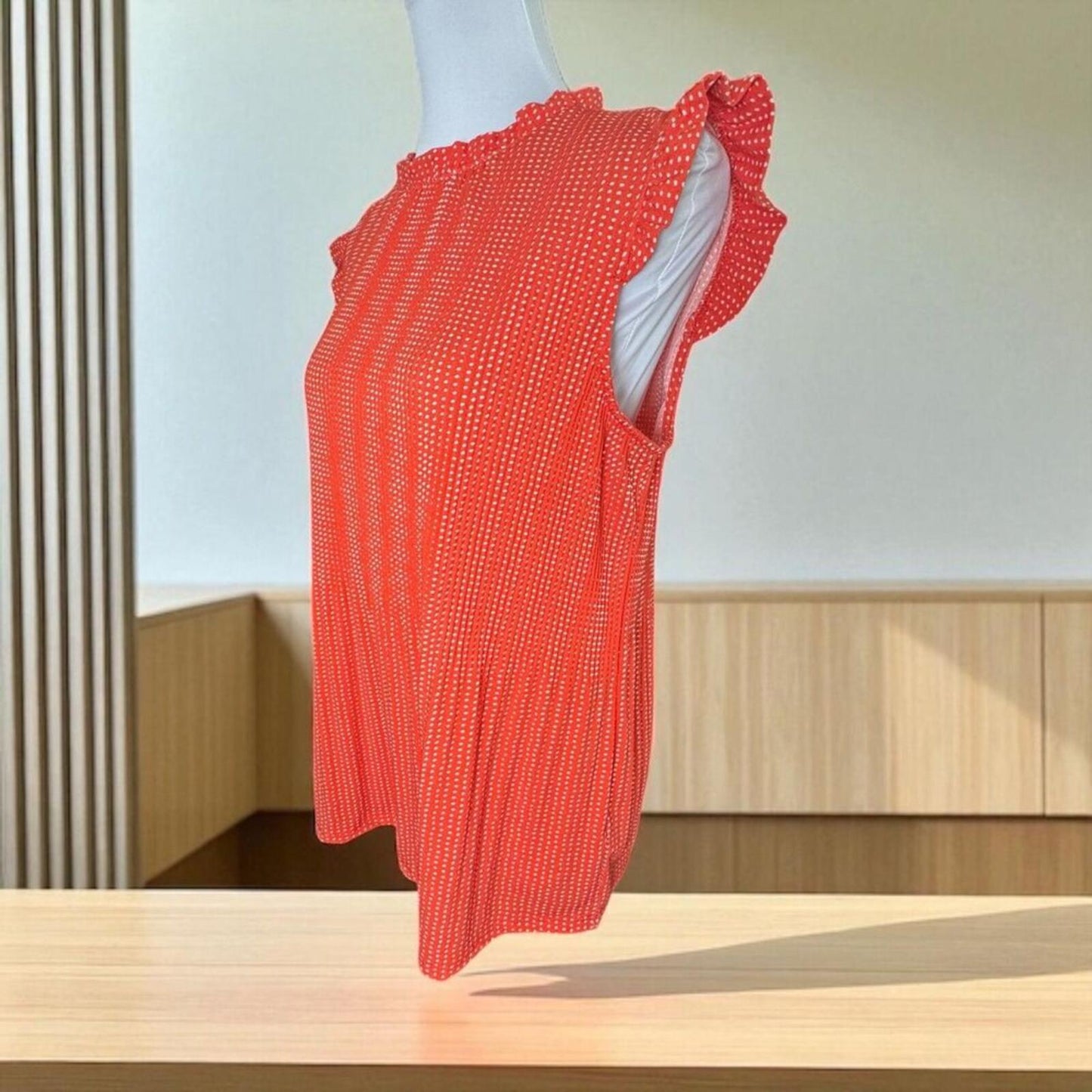 Adrianna Papell Top Sz L Orange Polka Dot Cap Ruffle Sleeve Stretchy Accordion