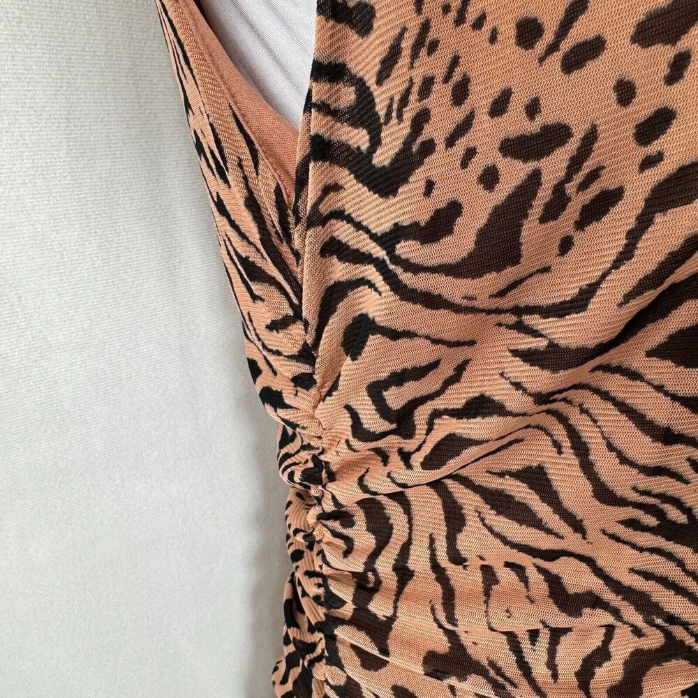 Jane + Delancey Ladies Top Sz L Brown Ruched sides Sleeveless Animal Print