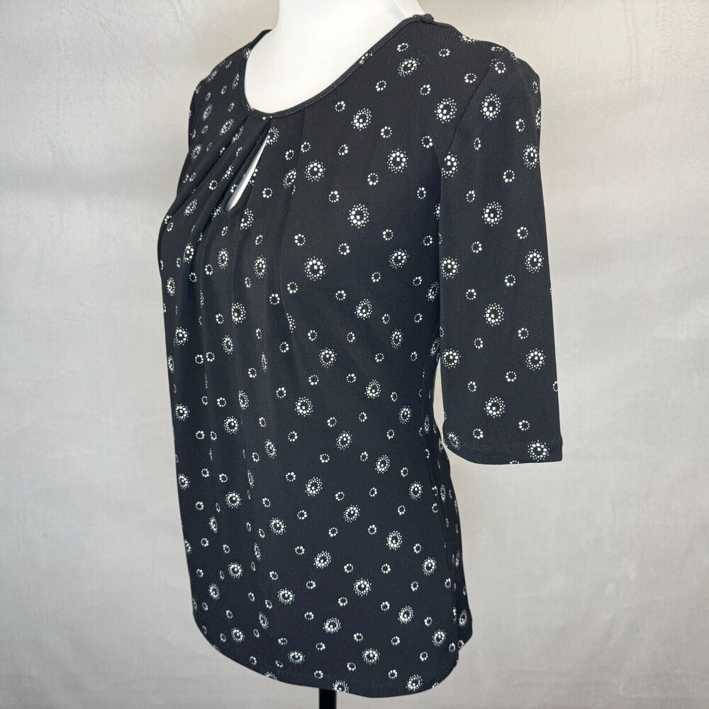 Premise Studio Top Sz S Black White Round Keyhole Neckline Elbow Length Sleeve