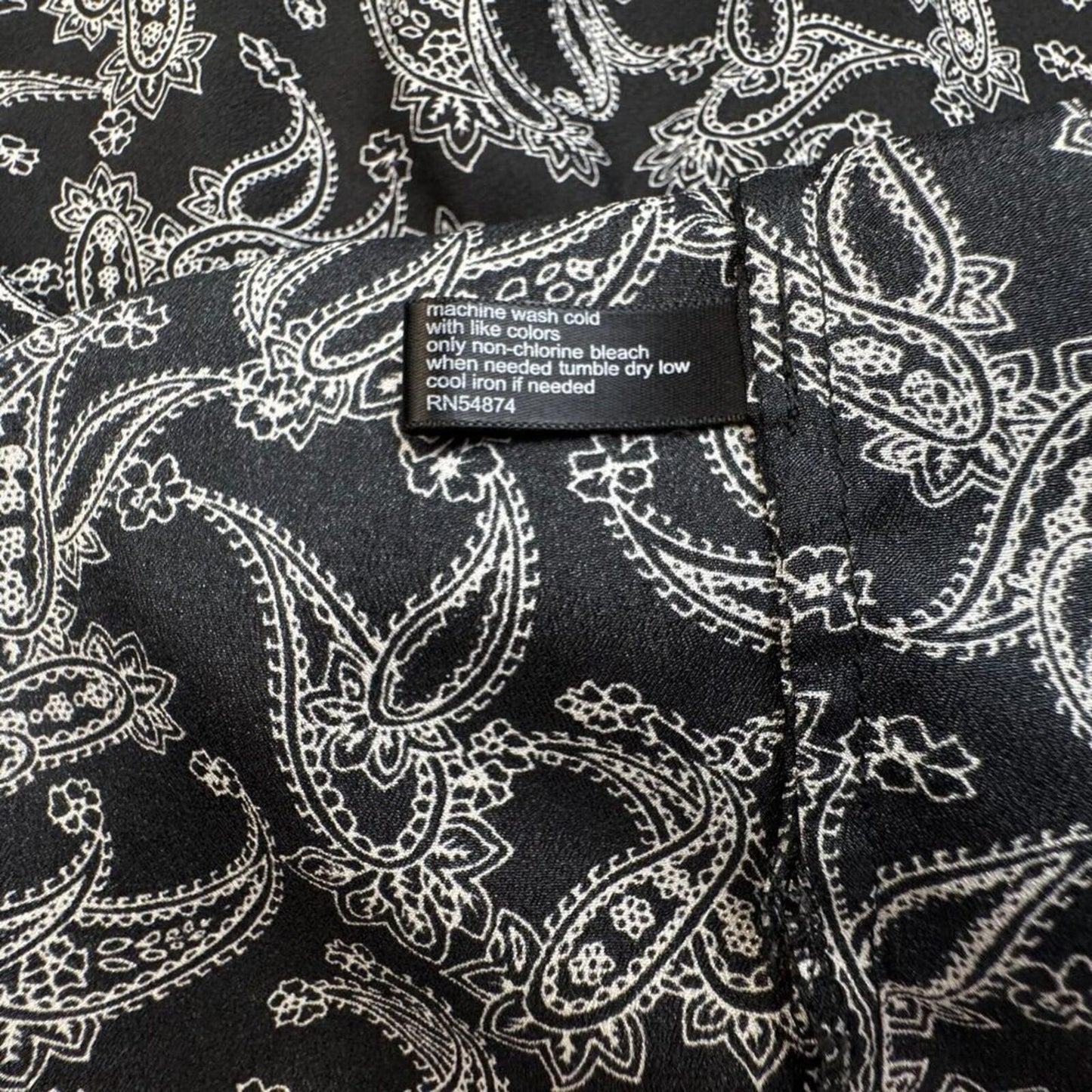 The Limited Women Top Sz XS Black White Paisley Print Round Neck Cap Sleeves