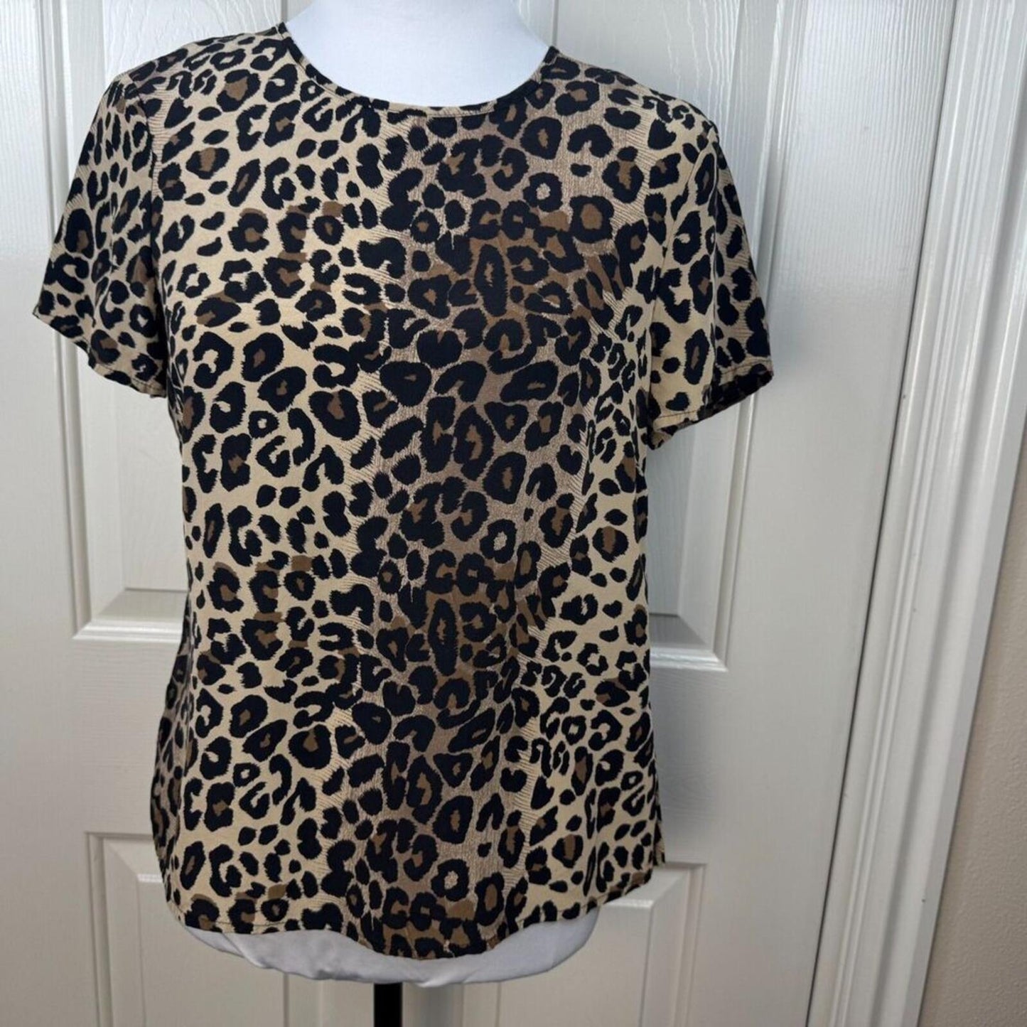 Nygard Collection Women Sz 6 Brown Animal Print Elegant Crew Neck Short Sleeve
