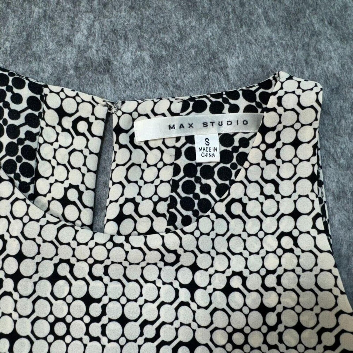 Max Studio Women Halter Top Size Small  Geometric Print Black Beige Sleeveless