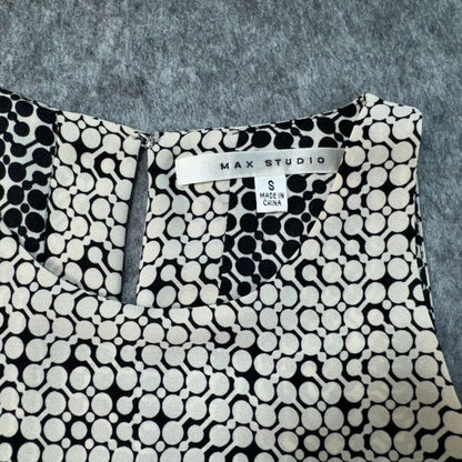 Max Studio Women Halter Top Size Small  Geometric Print Black Beige Sleeveless