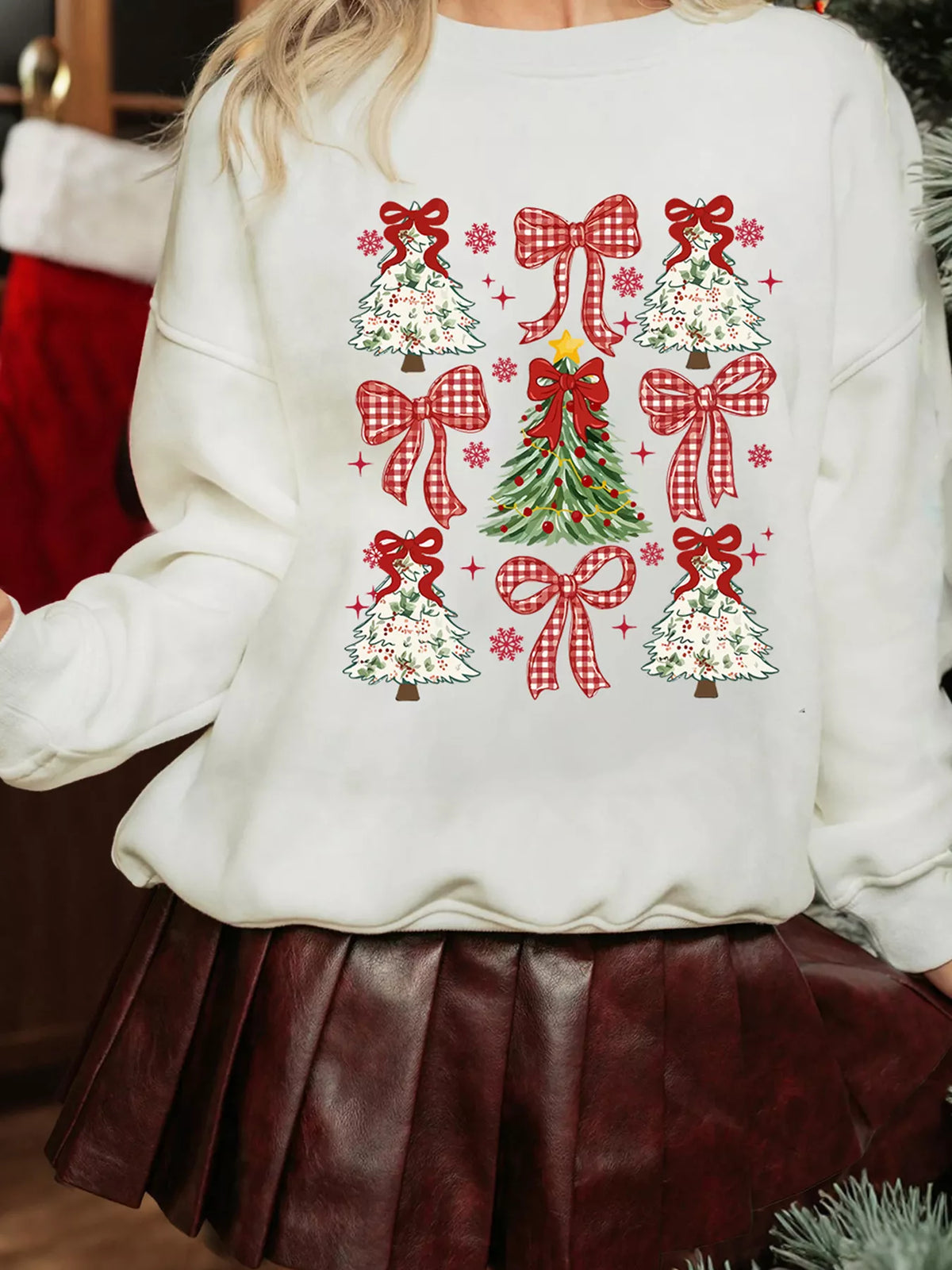 Simply Love Women's Christmas Tree & Red Bow Print Sweatshirt