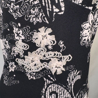 Alberto Makali Knit Top Sz M attached flowers with some Beads scoop neck
