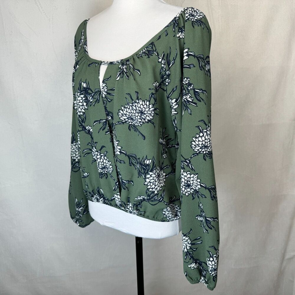 Let Them Eat Cake Sz L Crop Top Green Blue Flowers V-Neck Wrap elastic waist