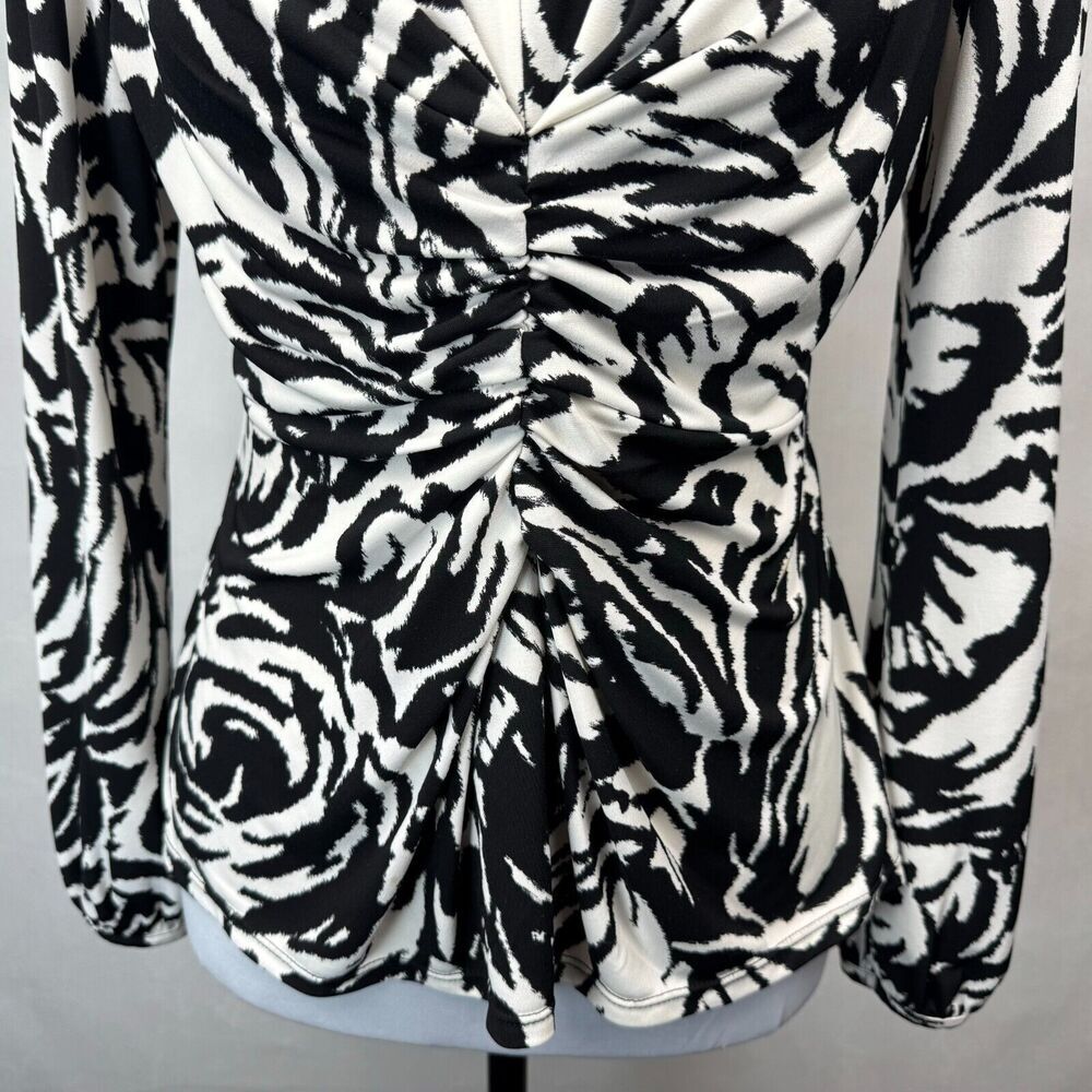 Alfani Women Sz P/P Black White Blouse V-Neck Ruched Front Long Sleeve