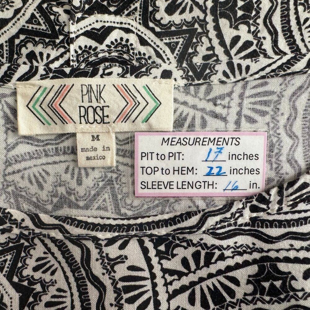 Pink Rose Size M Top White and Black Print 3/4 Sleeve Boat Neck Back Slit