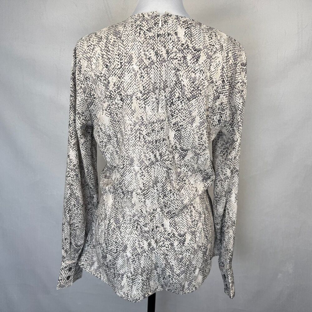 Ann Taylor Sz 4 White Snake Print Gray Black Long Cuffed Sleeve Faux Wrap Peplum