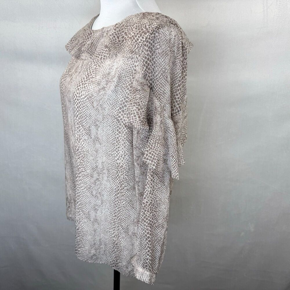 Banana Republic Women Sz S Tan Snake Skin Print Long Sleeve Ruffle Boat Neck