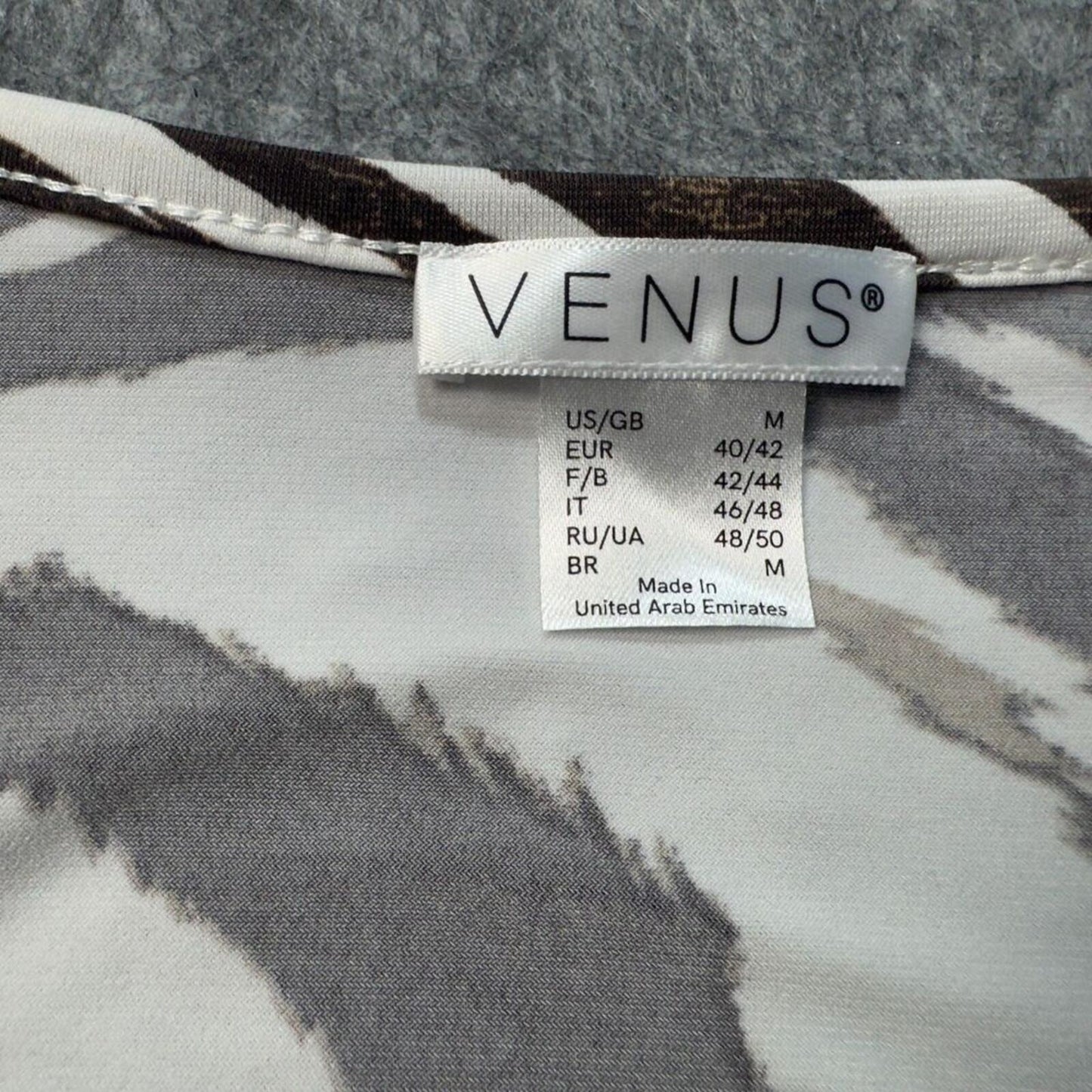 Venus  Women Top Sz M Ivory Zebra Print Square Neck Fitted Stretch Short Sleeve