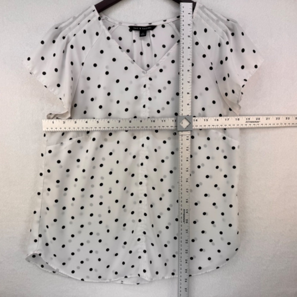 Zac and Rachel Ladies Top Sz M Tank Cap sleeve pleated shoulder polka dot