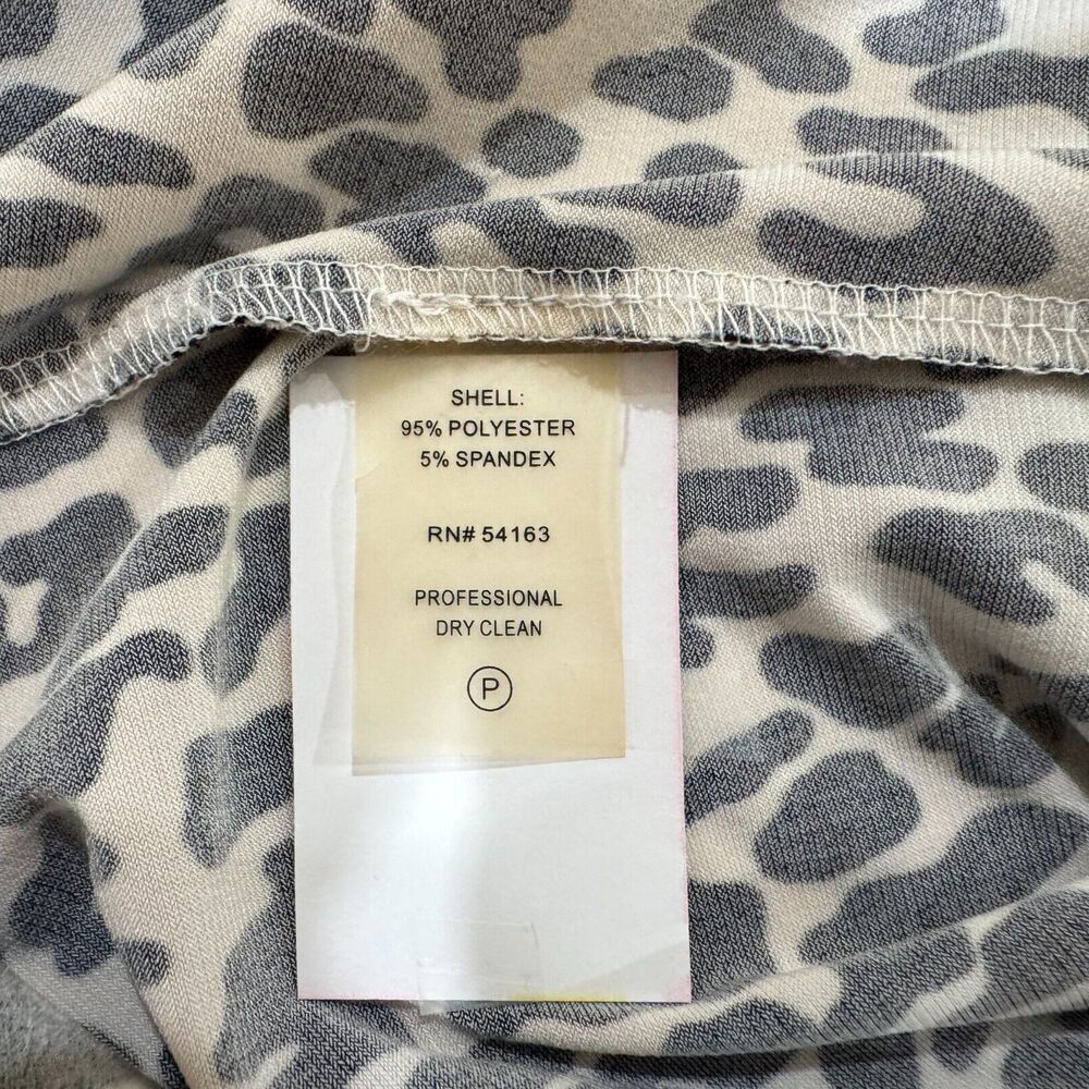 Calvin Klein Top Sz M Stretch Animal Print Pleated Front Crew Neck Sleeveless