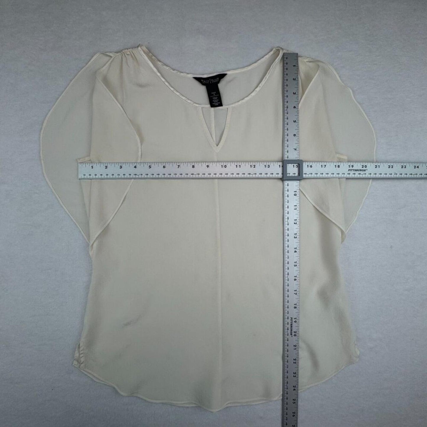 White House Black Market Top Sz S 100% Silk Chiffon Cream Flutter Sleeve