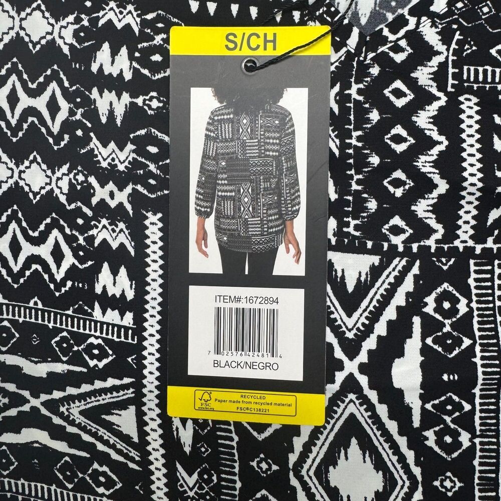 Mario Serrani Women Top SZ S NWT Geometric Black/White VNeck 3/4 Sleeve B2116