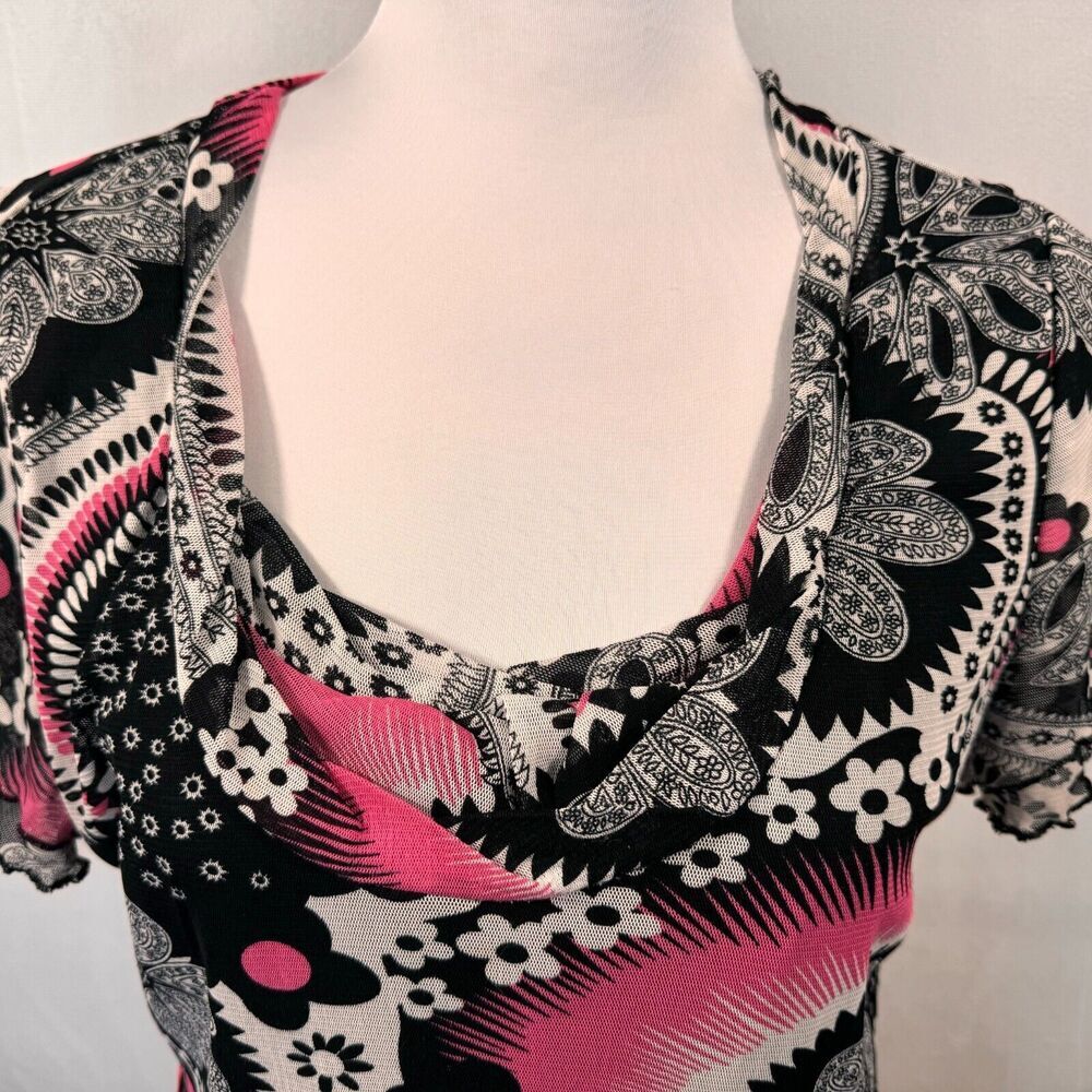 Simply French Blouse Sz L Black Pink Round Neck Ruffle Layered Short Sleeve