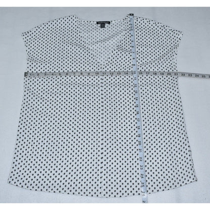 Hilary Radley Top Sz M Lightweight Polka Dot Cap Sleeve V Neck