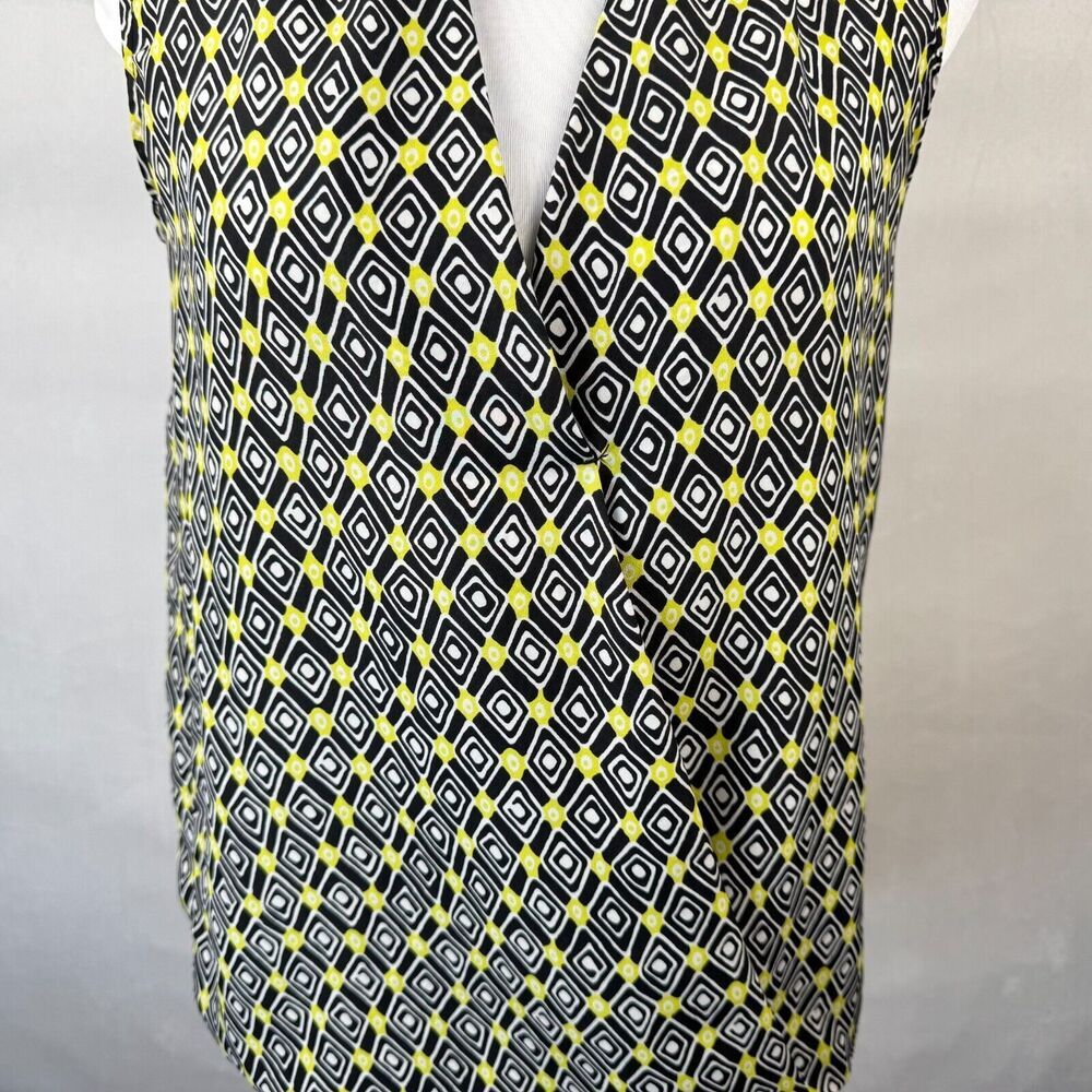 Violet & Claire Women Top Sz S Black Diamond Print Faux Wrap Drape Sleeveless
