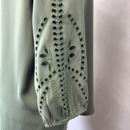 Market & Spruce Tunic Sz L Green Round Neckline Long Cut Out Sleeve Split Back